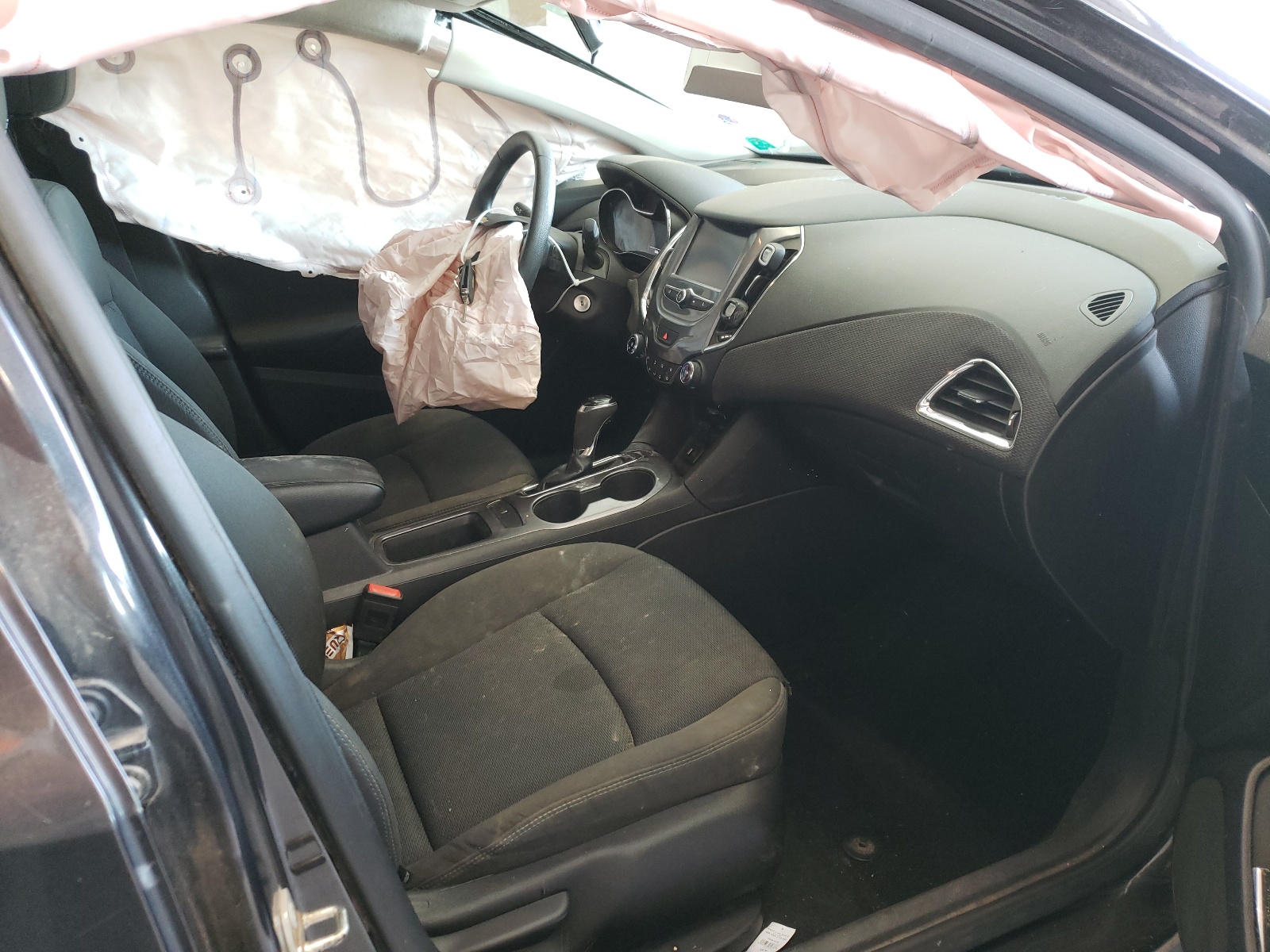 Photo 5 from auction – 2016 CHEVROLET CRUZE with VIN 1G1BE5SM0G7283260