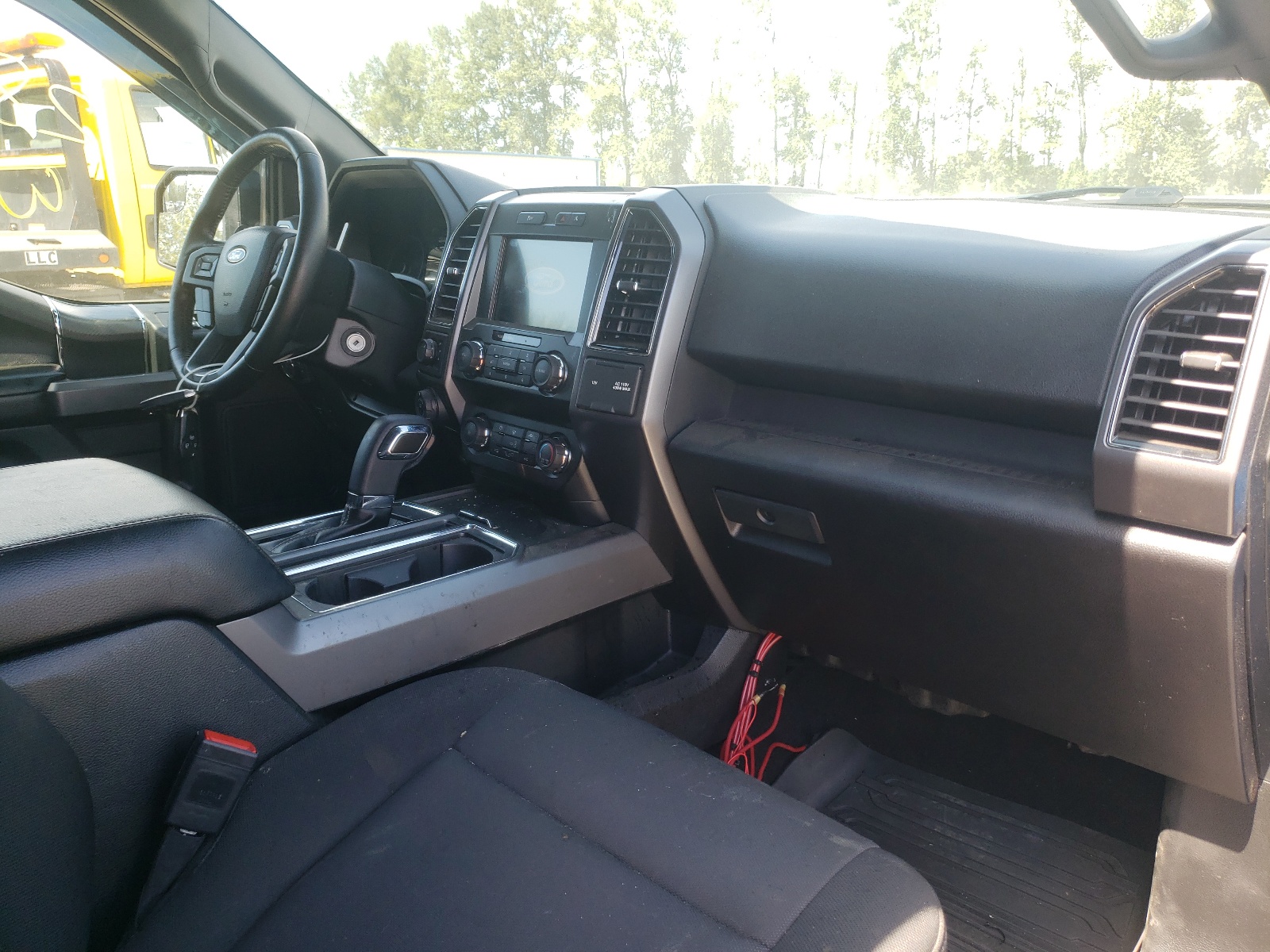 Photo 9 from auction – 2019 FORD F150 SUPER with VIN 1FTEW1EP3KKD37205