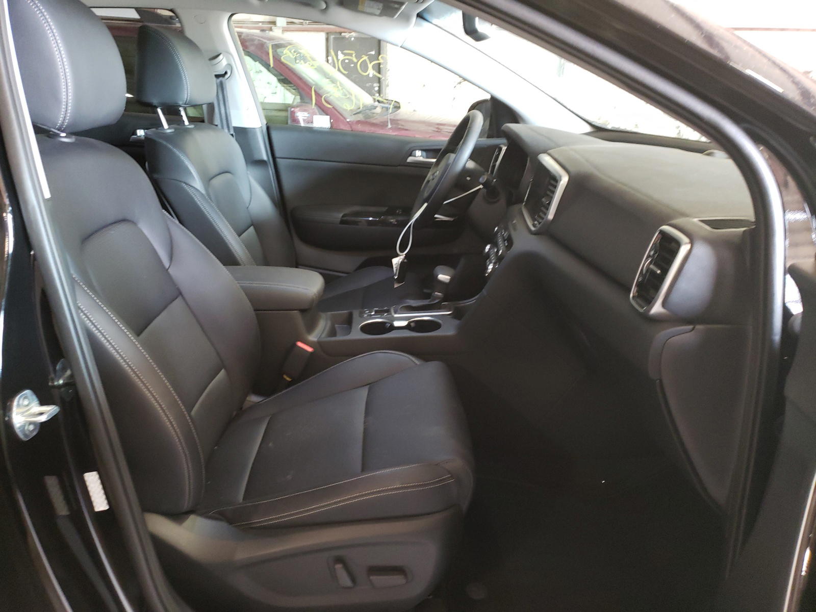 Photo 5 from auction – 2021 KIA SPORTAGE E with VIN KNDPNCAC3M7877508