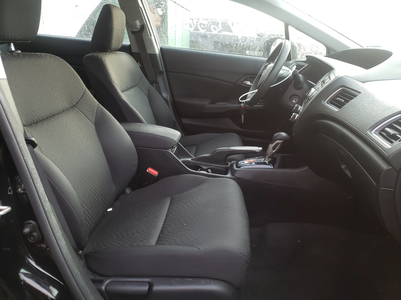 Photo 5 from auction – 2014 HONDA CIVIC LX with VIN 19XFB2F51EE253524
