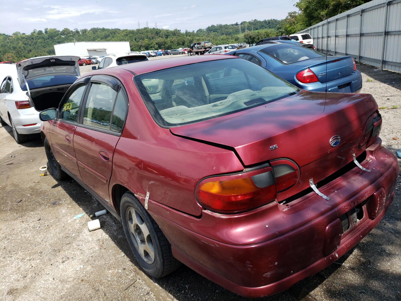 Photo 3 from auction – 2005 CHEVROLET CLASSIC with VIN 1G1ND52F95M231206
