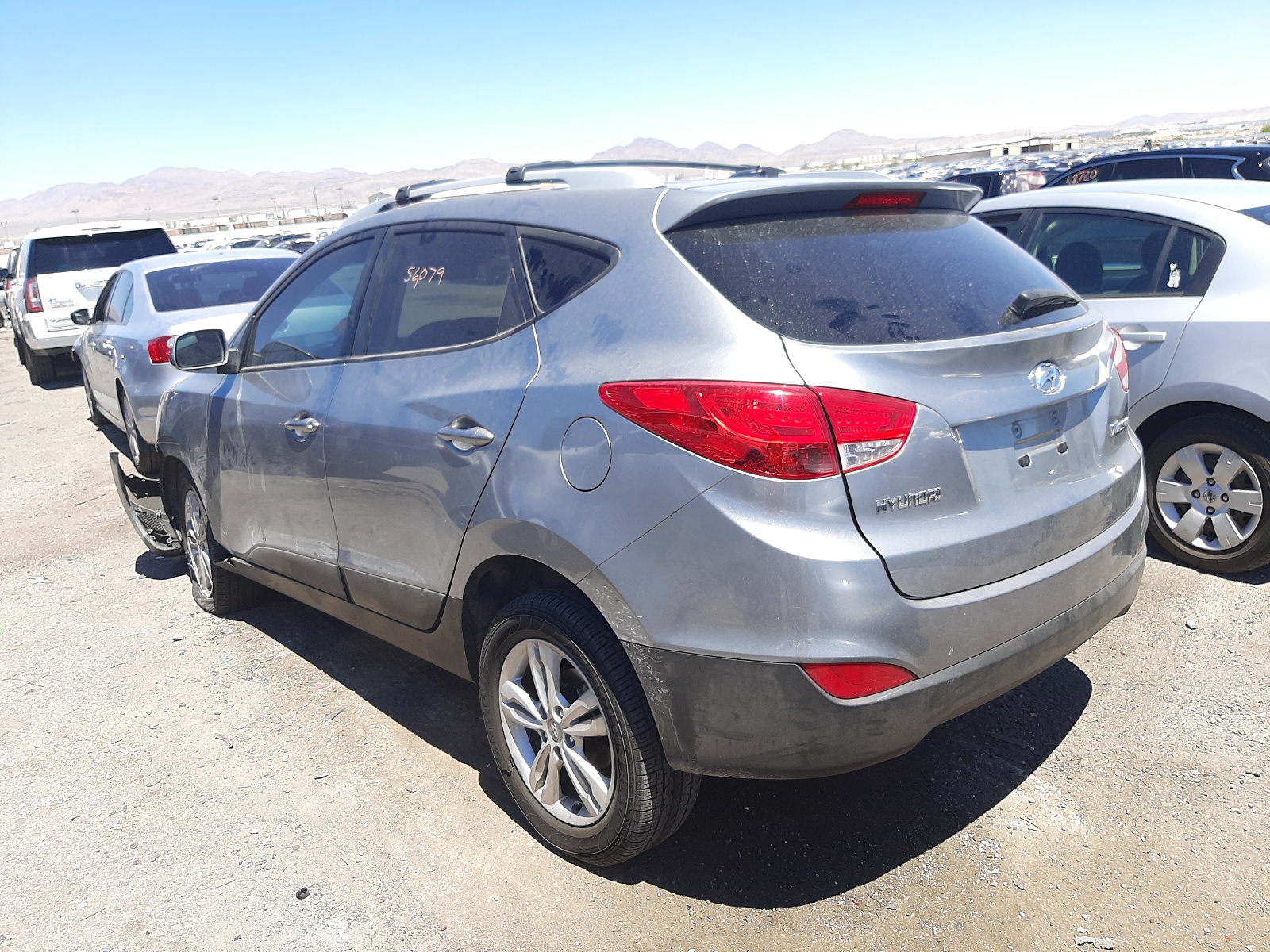 Photo 3 from auction – 2012 HYUNDAI TUCSON GLS with VIN KM8JU3AC3CU357443