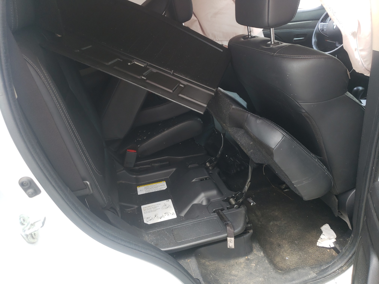 Photo 6 from auction – 2019 MITSUBISHI OUTLANDER with VIN JA4AD3A36KZ014965