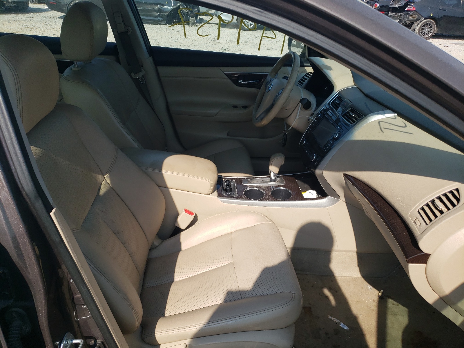 Photo 5 from auction – 2014 NISSAN ALTIMA 2.5 with VIN 1N4AL3AP0EN241615