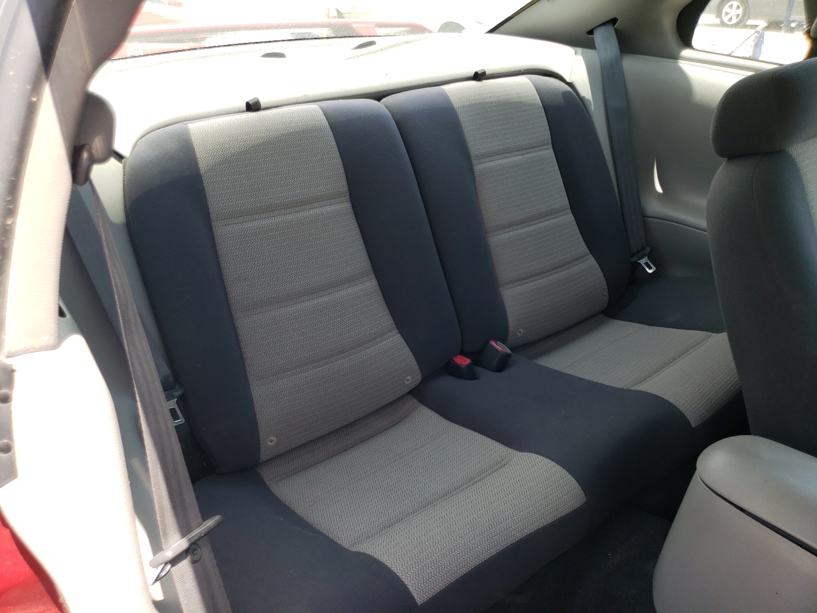 Photo 6 from auction – 2004 FORD MUSTANG with VIN 1FAFP40684F162551