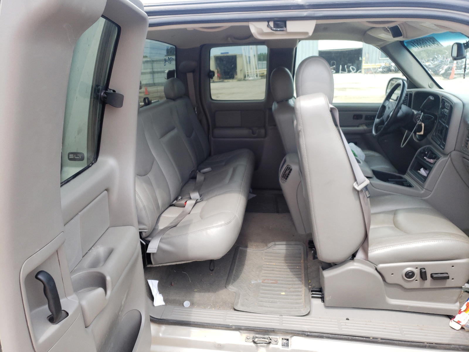 Photo 6 from auction – 2004 GMC NEW SIERRA with VIN 2GTEC19T341173361