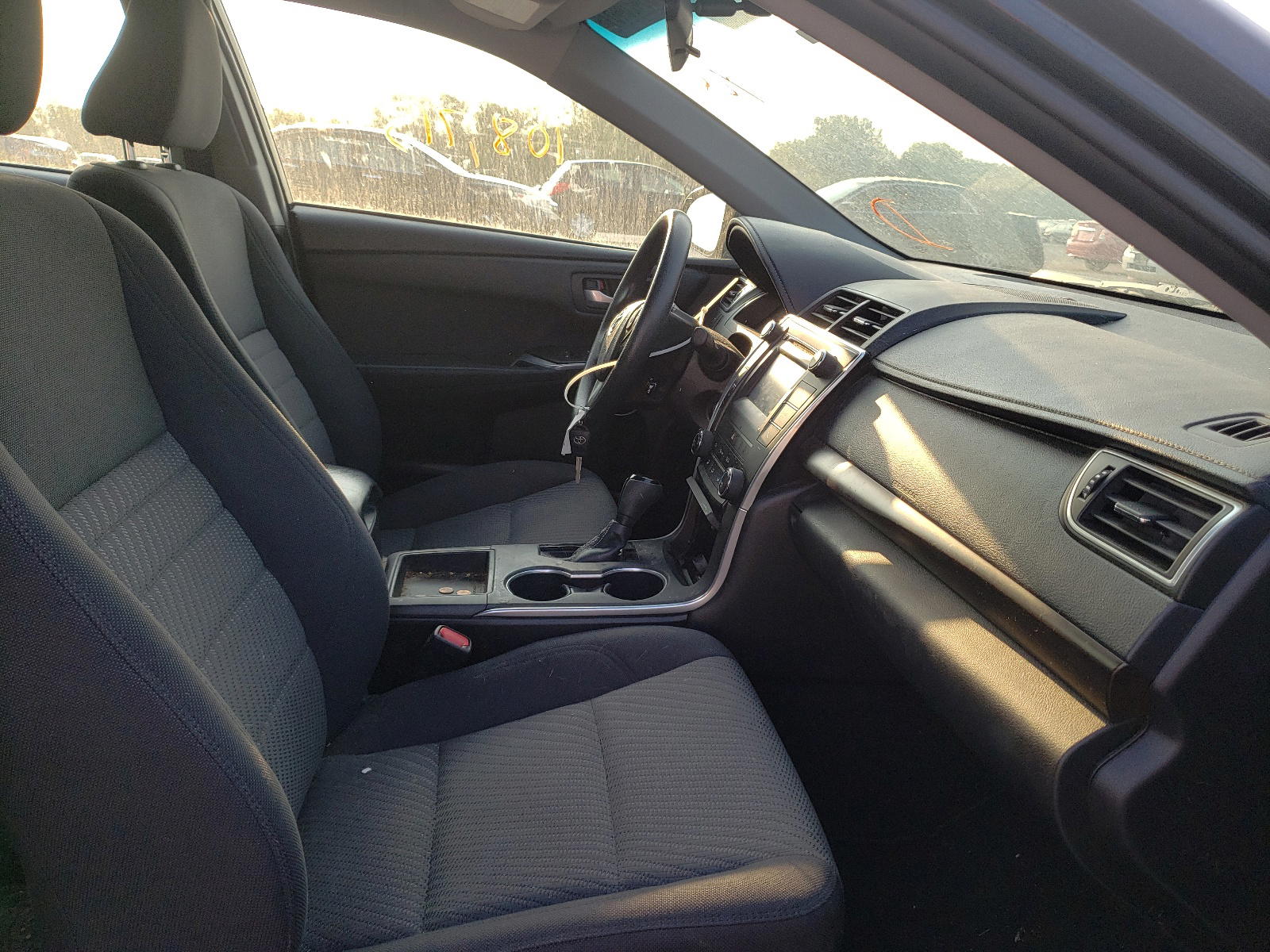 Photo 5 from auction – 2016 TOYOTA CAMRY LE with VIN 4T1BF1FK6GU124231