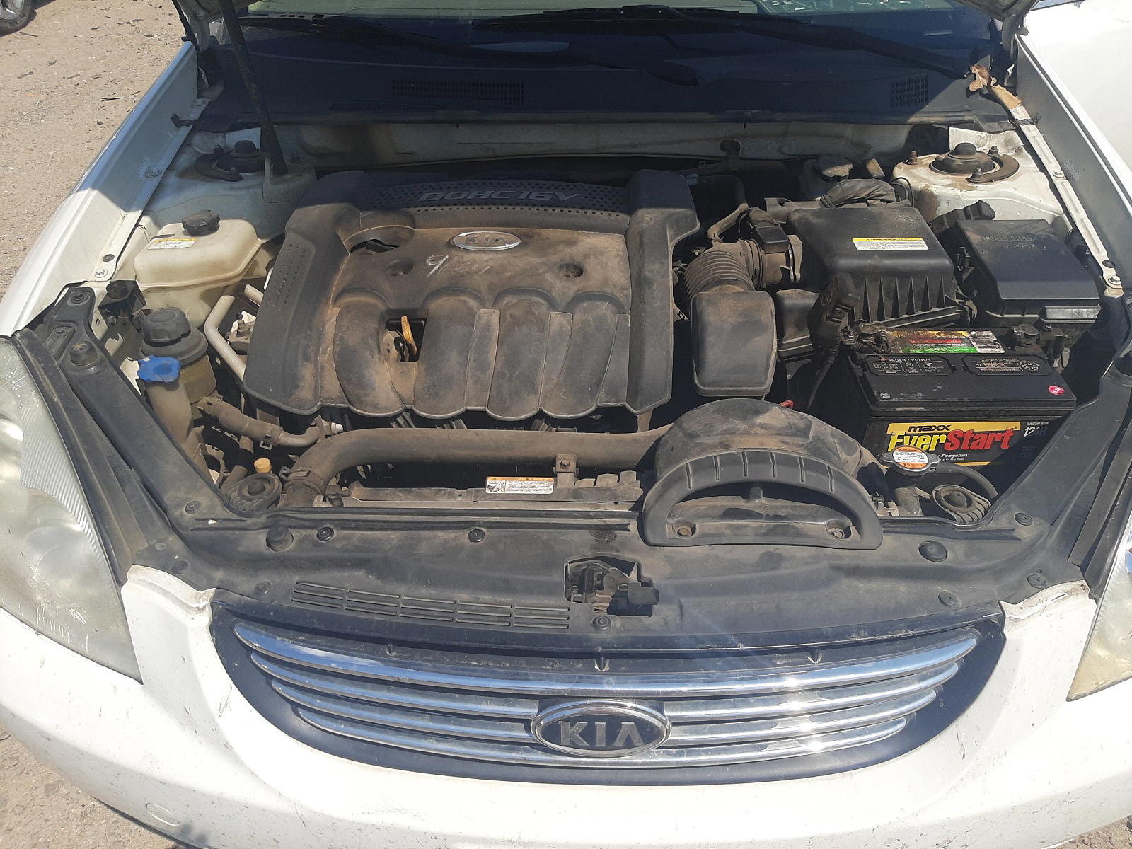 Photo 7 from auction – 2008 KIA OPTIMA LX with VIN KNAGE123285239302