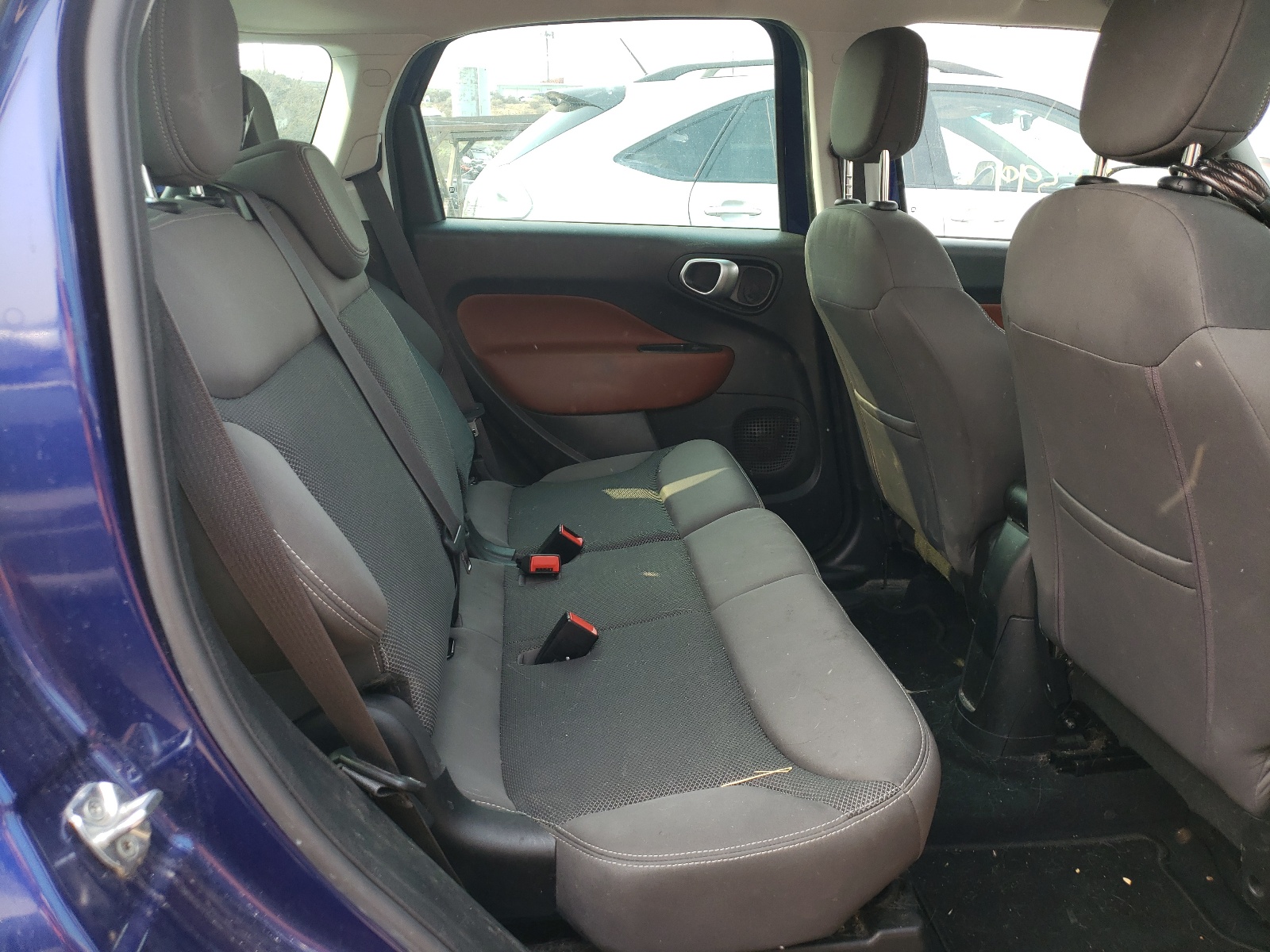 Photo 6 from auction – 2015 FIAT 500L TREKK with VIN ZFBCFADH8FZ034549