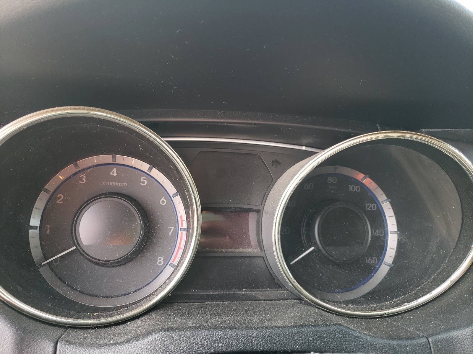 Photo 8 from auction – 2012 HYUNDAI SONATA GLS with VIN 5NPEB4AC6CH376290