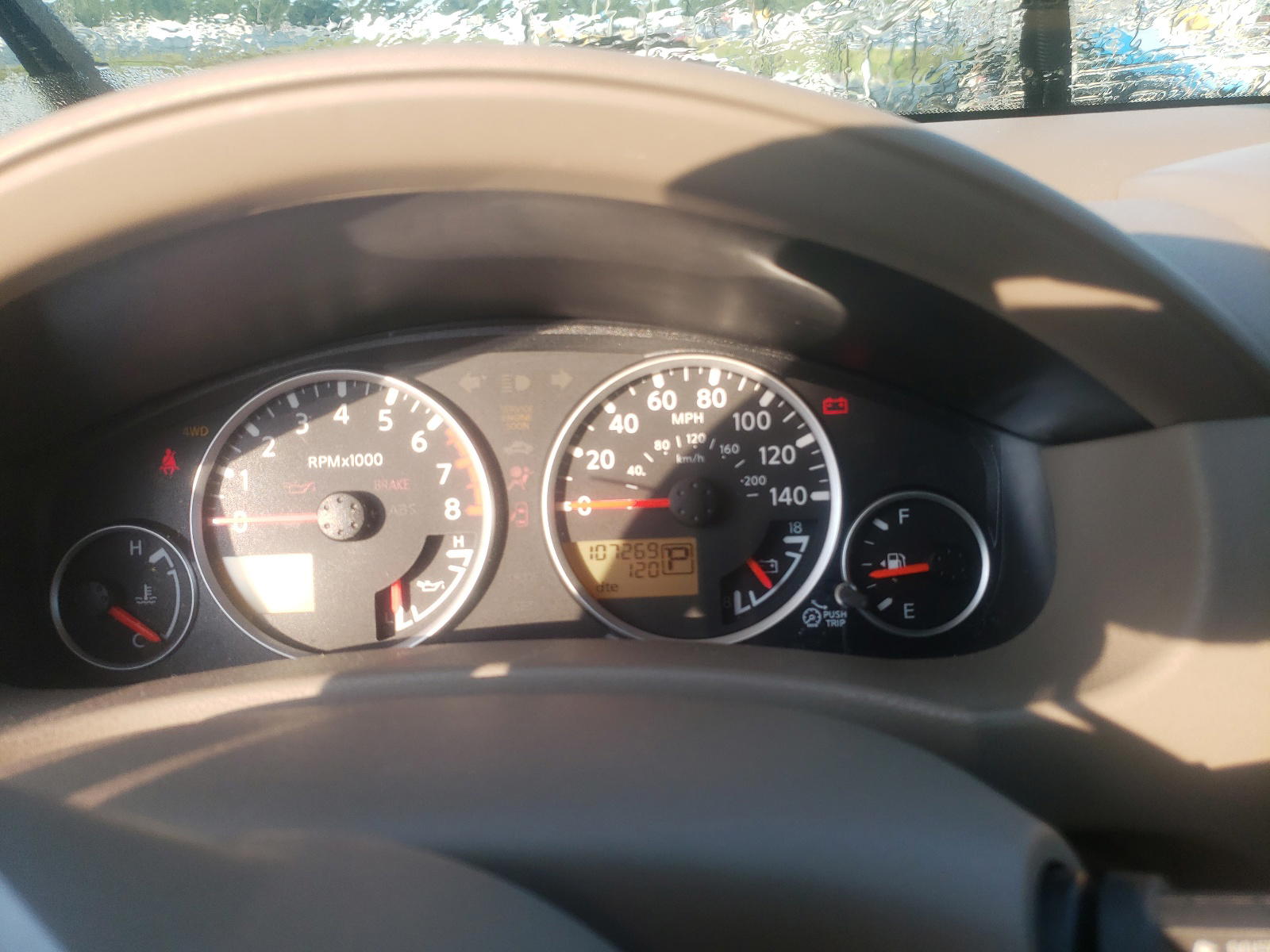 Photo 8 from auction – 2011 NISSAN PATHFINDER with VIN 5N1AR1NB6BC612646