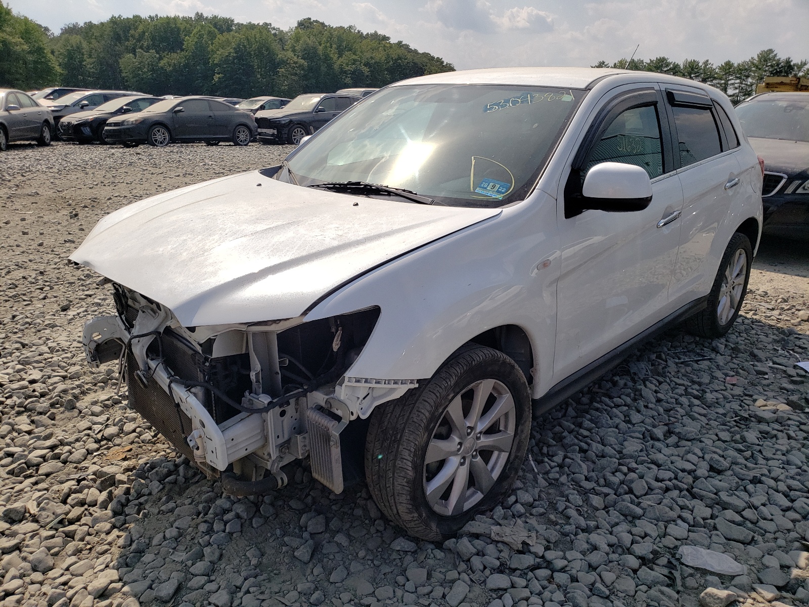 صورة رقم 2 من المزاد - 2015 MITSUBISHI OUTLANDER مع VIN 4A4AP3AUXFE002491