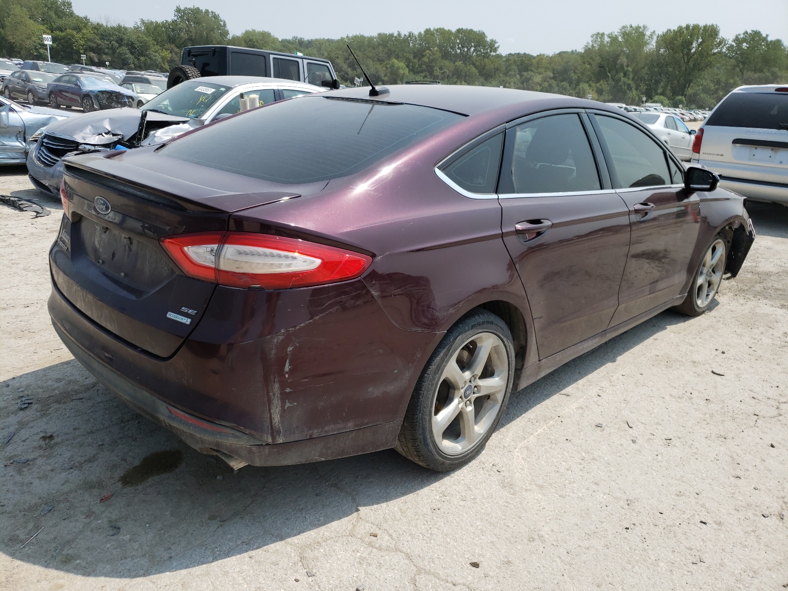 Photo 4 from auction – 2013 FORD FUSION SE with VIN 3FA6P0HR5DR125435