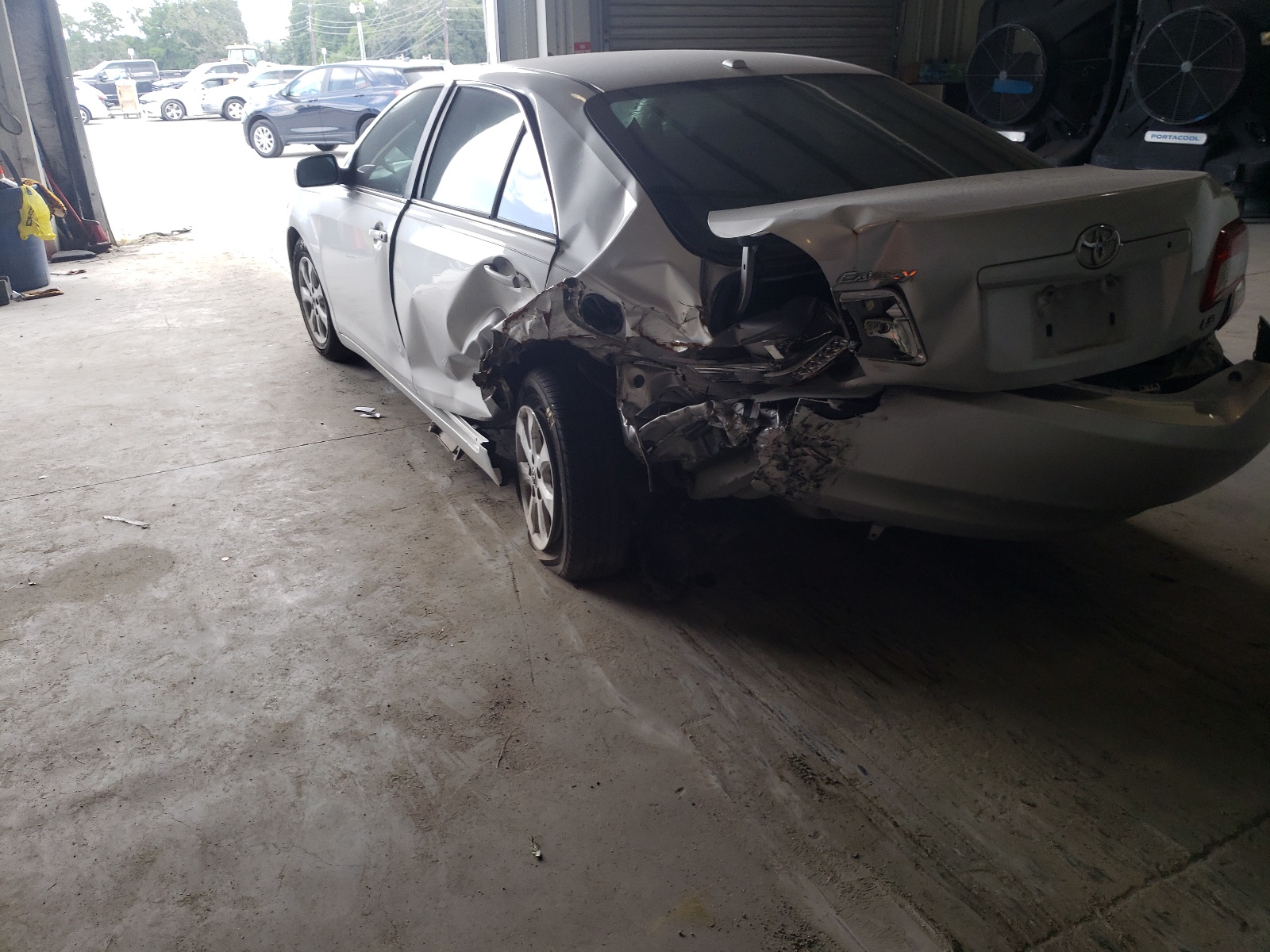 صورة رقم 9 من المزاد - 2011 TOYOTA CAMRY BASE مع VIN 4T1BF3EK6BU764560
