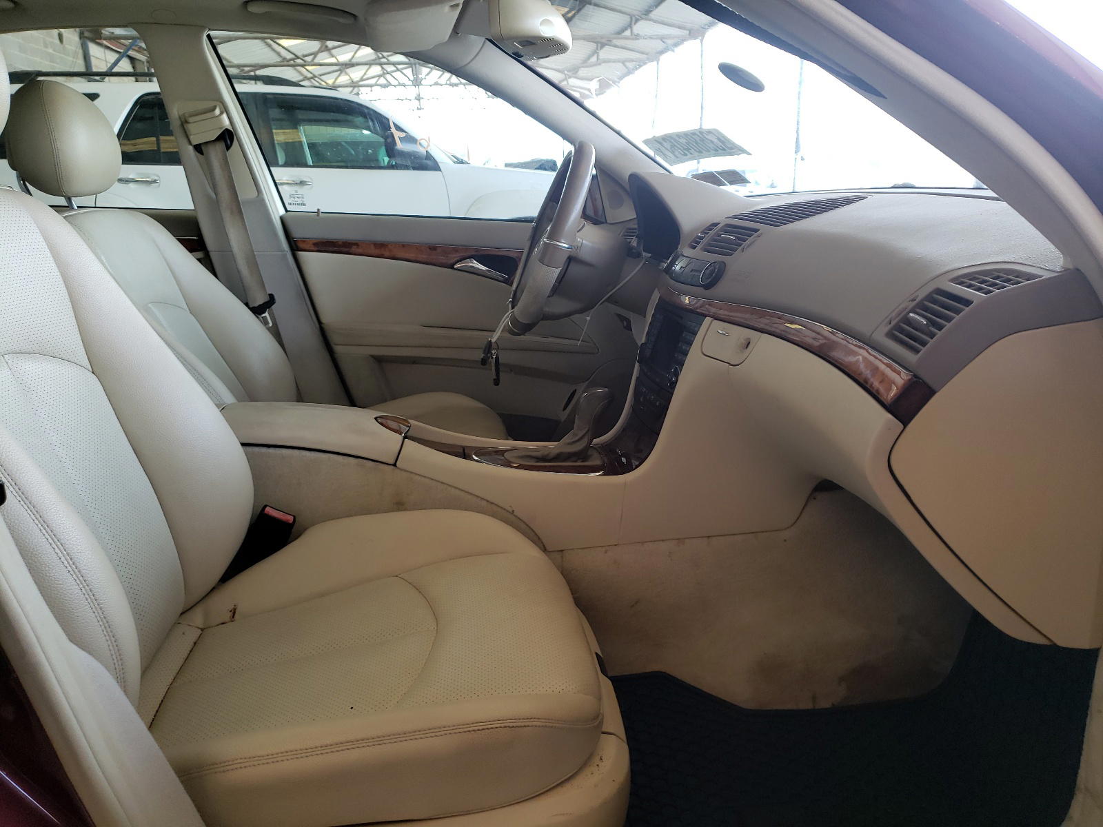 Photo 5 from auction – 2004 MERCEDES-BENZ E-CLASS with VIN WDBUF82J74X119034
