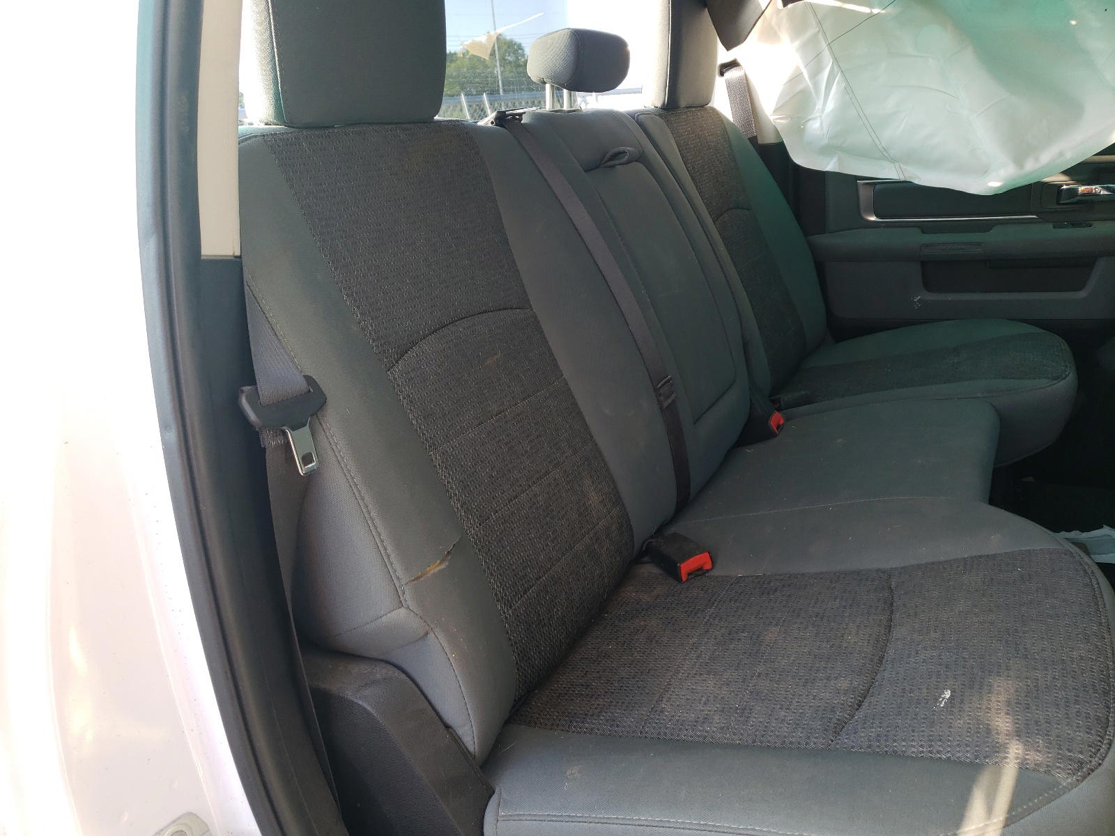 Photo 6 from auction – 2015 RAM 1500 SLT with VIN 1C6RR7TT7FS635815