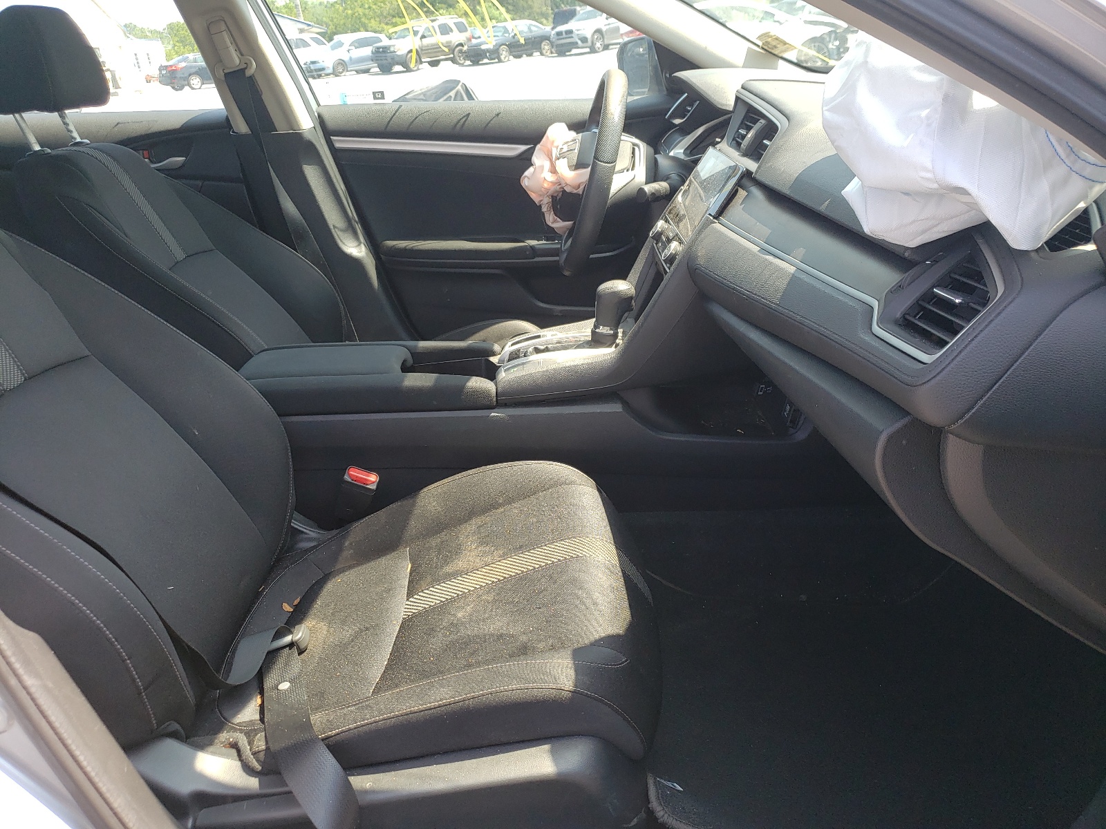 Photo 5 from auction – 2018 HONDA CIVIC EX with VIN 2HGFC2F7XJH530024