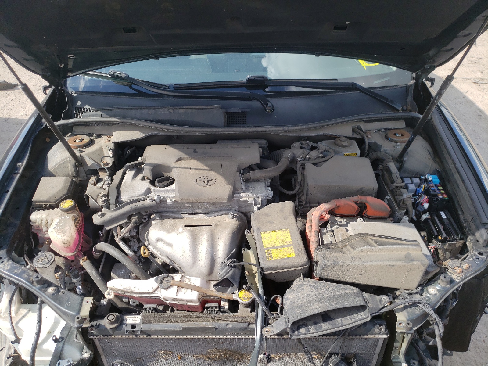 Photo 7 from auction – 2012 TOYOTA CAMRY HYBR with VIN 4T1BD1FK5CU058349