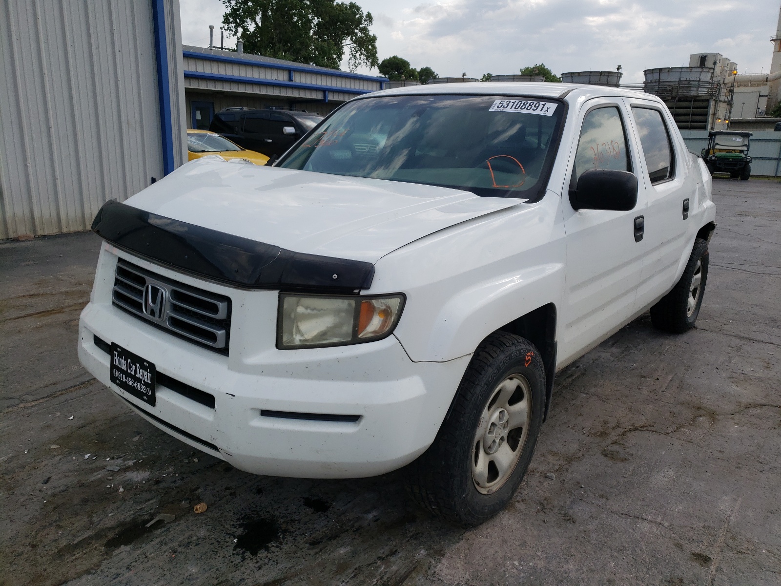 Photo 2 from auction – 2006 HONDA RIDGELINE with VIN 2HJYK16276H552980