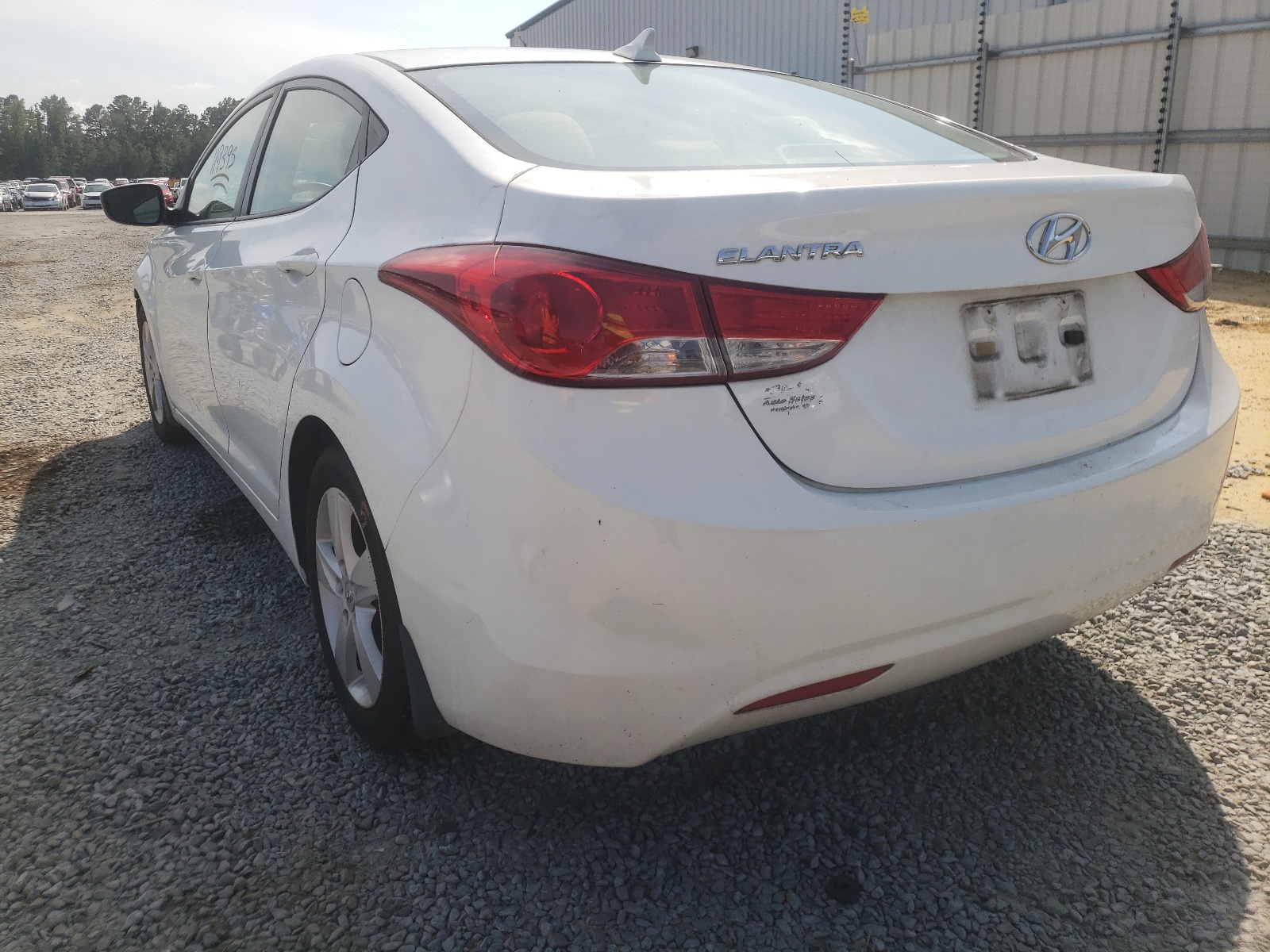 Photo 3 from auction – 2013 HYUNDAI ELANTRA GL with VIN 5NPDH4AE2DH289404