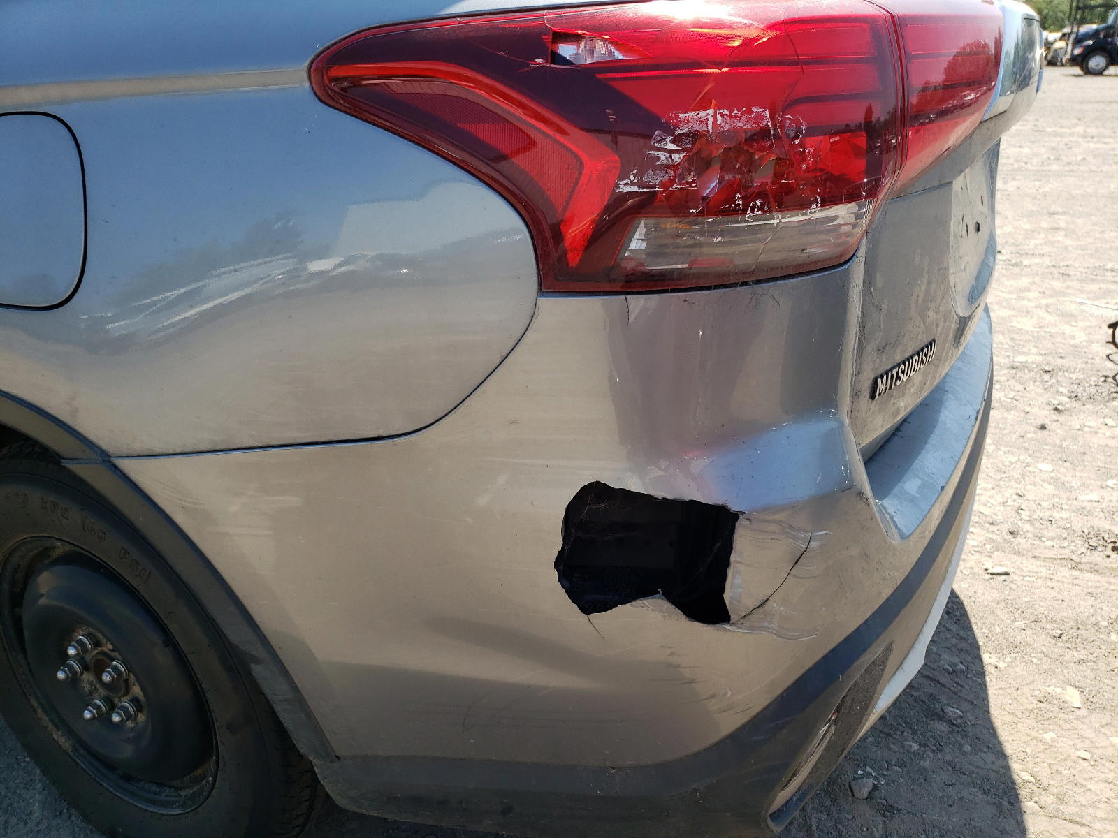 Photo 9 from auction – 2018 MITSUBISHI OUTLANDER with VIN JA4AD2A38JZ054568