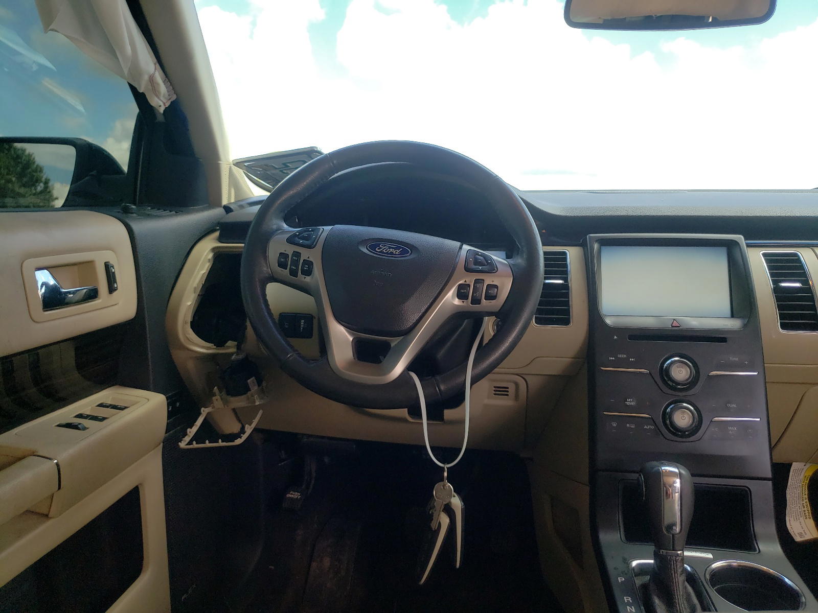 Photo 9 from auction – 2015 FORD FLEX SEL with VIN 2FMGK5C86FBA02863