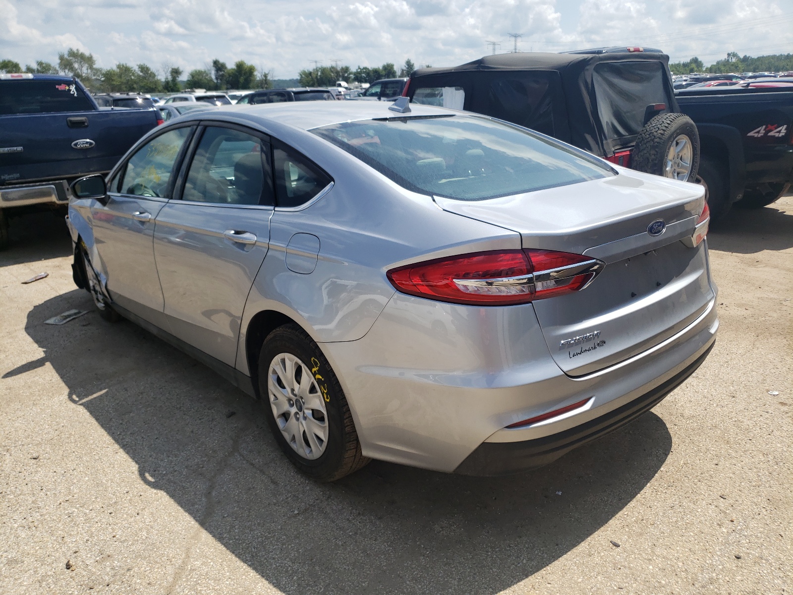 Photo 3 from auction – 2020 FORD FUSION S with VIN 3FA6P0G77LR249205