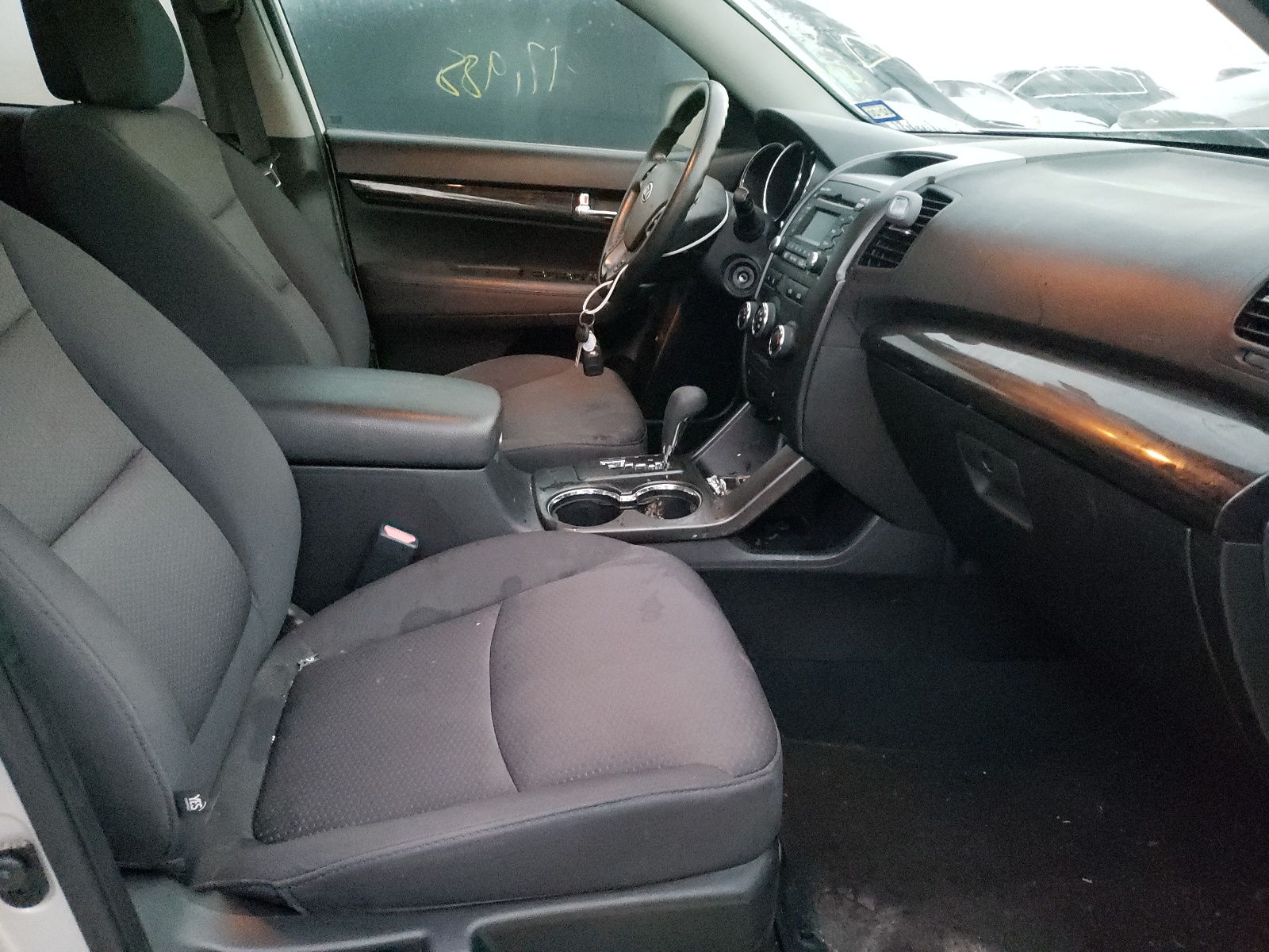 Photo 5 from auction – 2012 KIA SORENTO BA with VIN 5XYKT4A69CG281904
