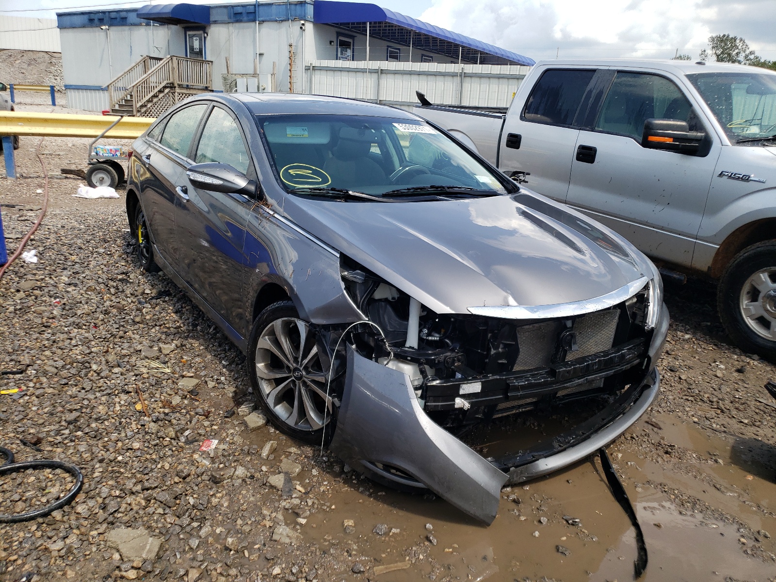 HYUNDAI SONATA SE 2014 with VIN 5NPEC4AC4EH918597 - Photo from auction