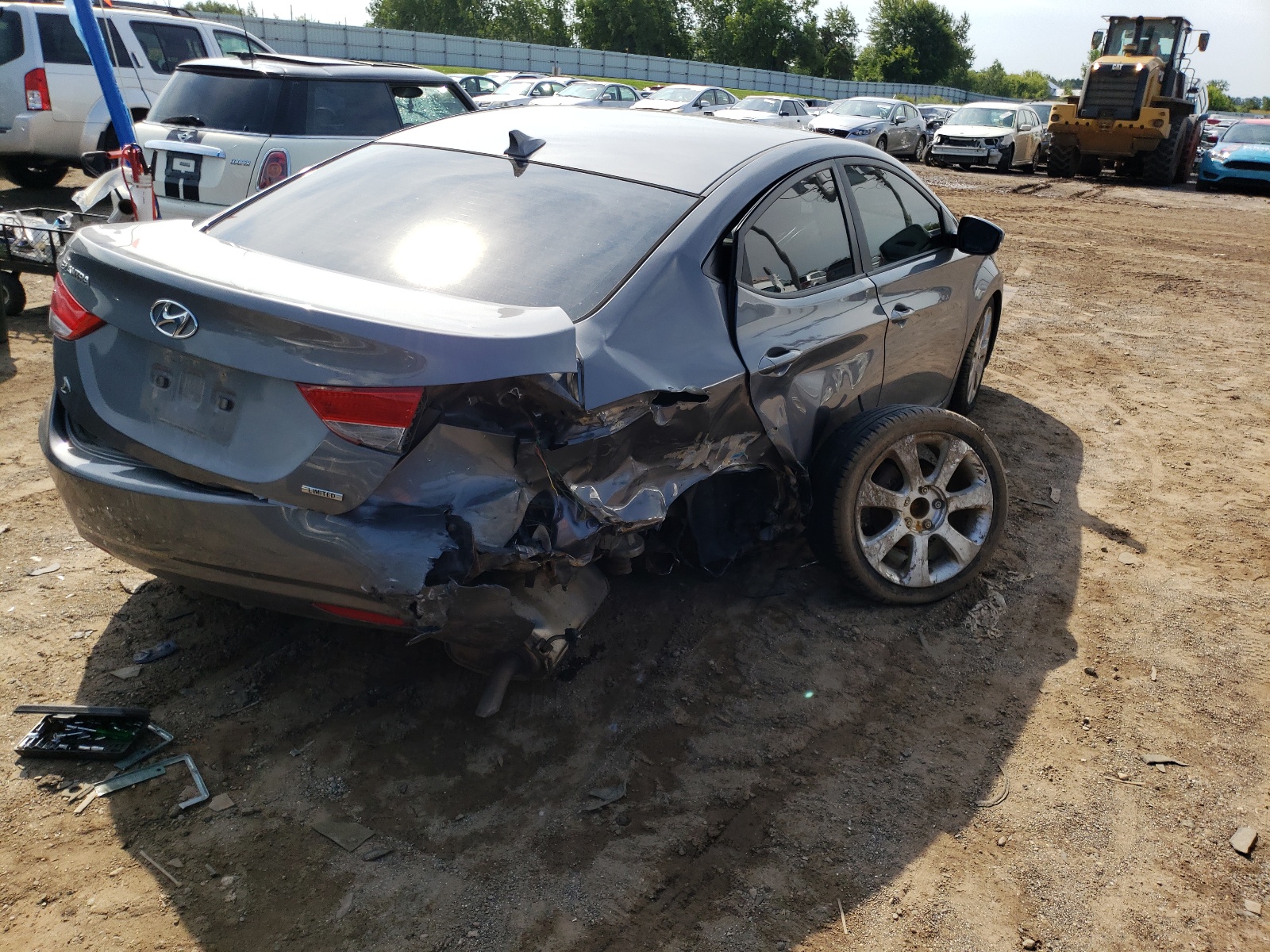 Photo 4 from auction – 2011 HYUNDAI ELANTRA GL with VIN 5NPDH4AE8BH050632