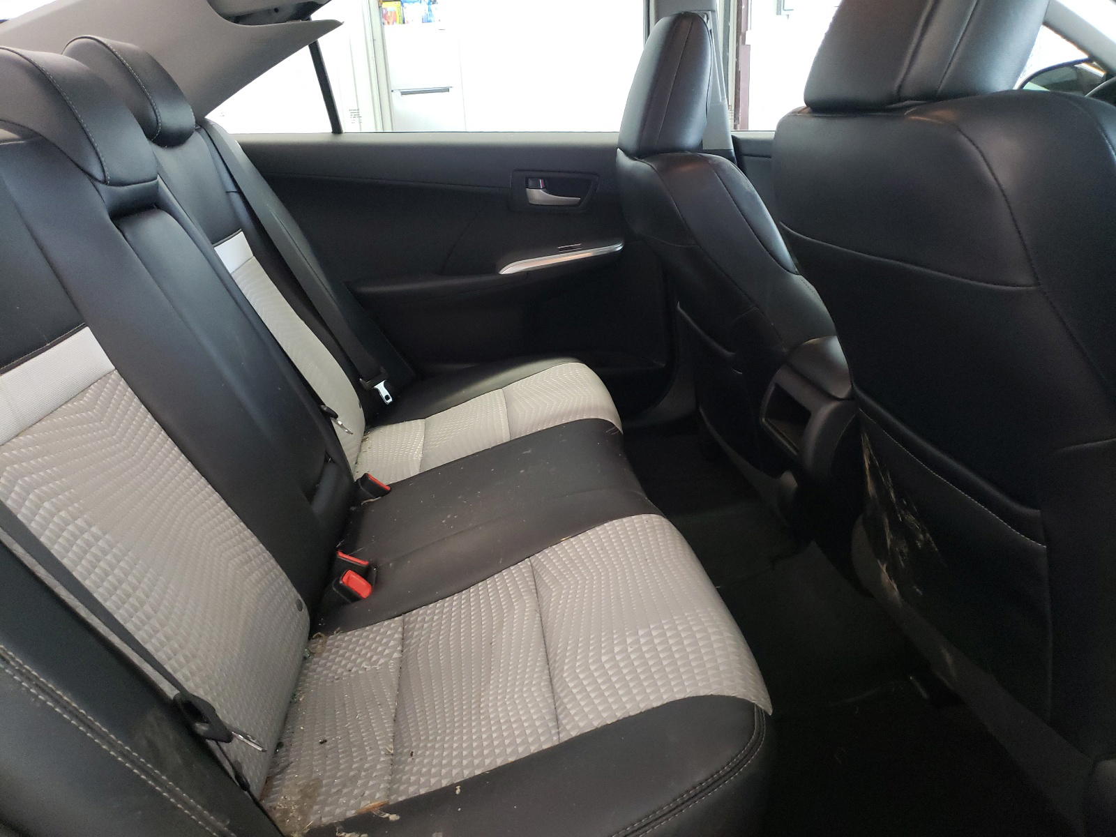 Photo 6 from auction – 2012 TOYOTA CAMRY BASE with VIN 4T1BF1FK5CU051217
