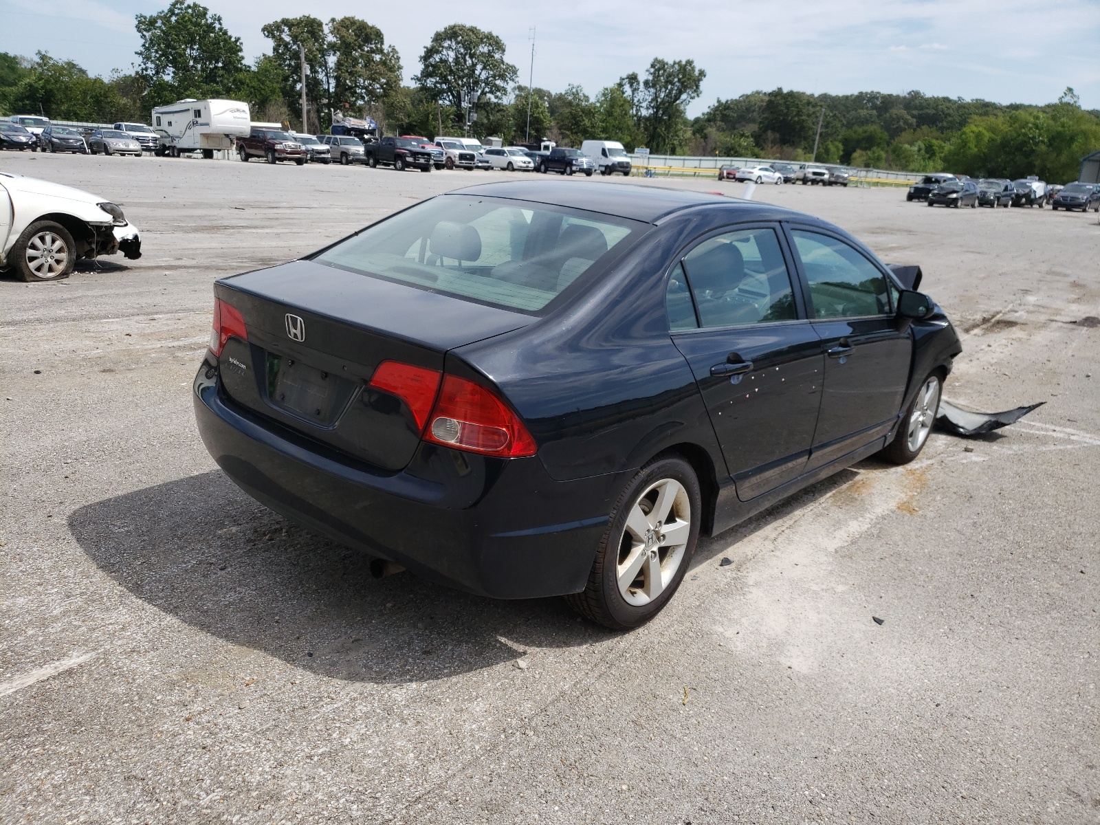 Photo 4 from auction – 2007 HONDA CIVIC EX with VIN 1HGFA168X7L095638