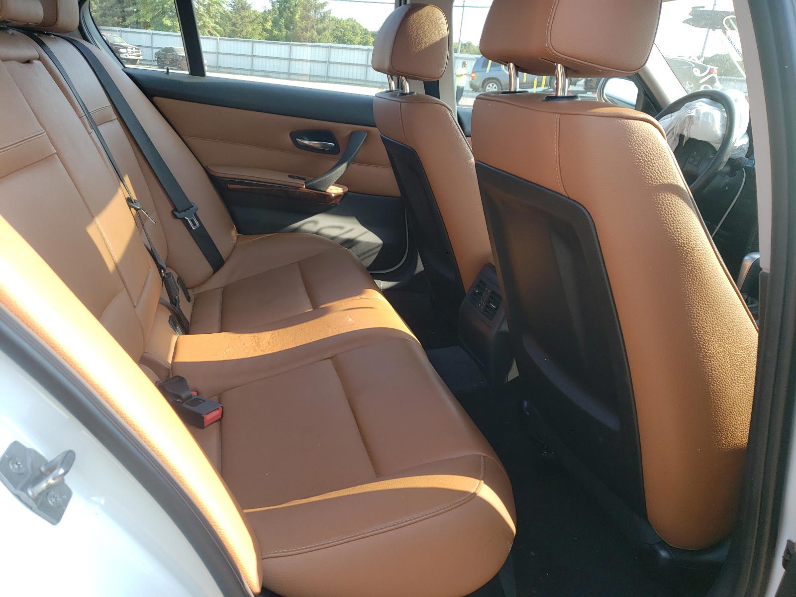 Photo 6 from auction – 2011 BMW 335 XI with VIN WBAPL5G50BNN23509