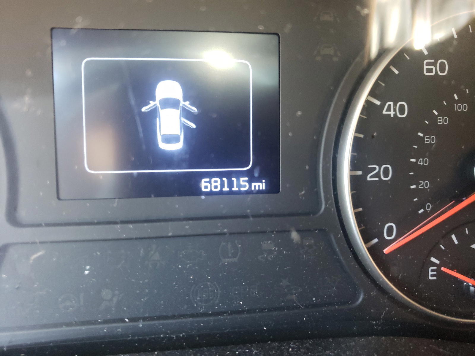 Photo 8 from auction – 2016 KIA OPTIMA EX with VIN 5XXGU4L37GG085458