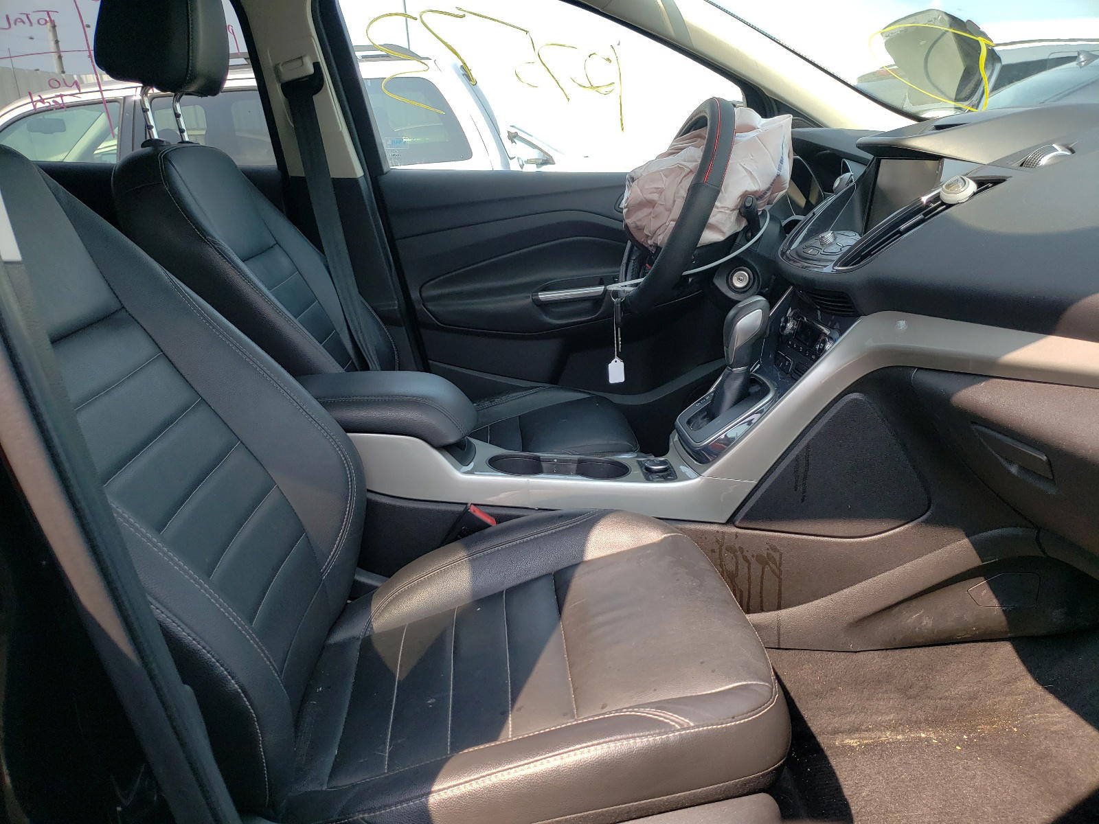 Photo 5 from auction – 2013 FORD ESCAPE SEL with VIN 1FMCU9H96DUC56971