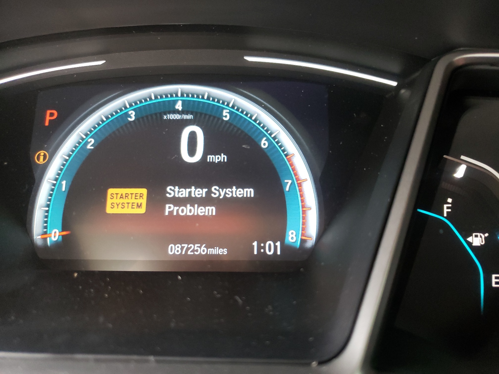 Photo 8 from auction – 2017 HONDA CIVIC EXL with VIN 2HGFC1F75HH658773