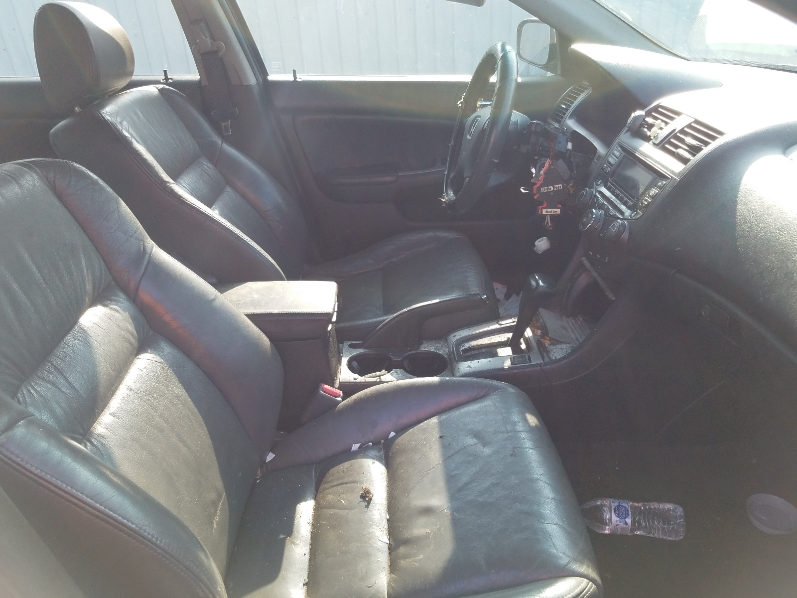 Photo 5 from auction – 2003 HONDA ACCORD EX with VIN JHMCM56643C028931