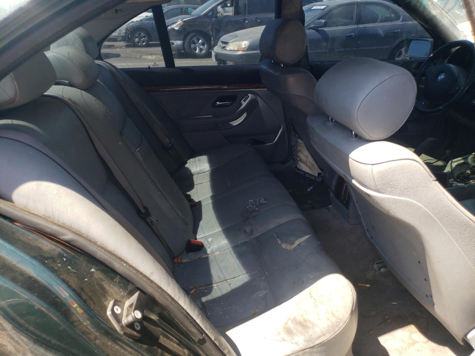 Photo 6 from auction – 2000 BMW 528 I AUTO with VIN WBADM6342YGU18079