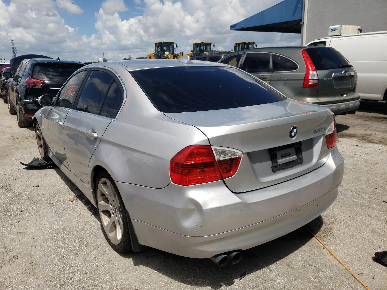 Photo 3 from auction – 2006 BMW 330 I with VIN WBAVB33586PS14241