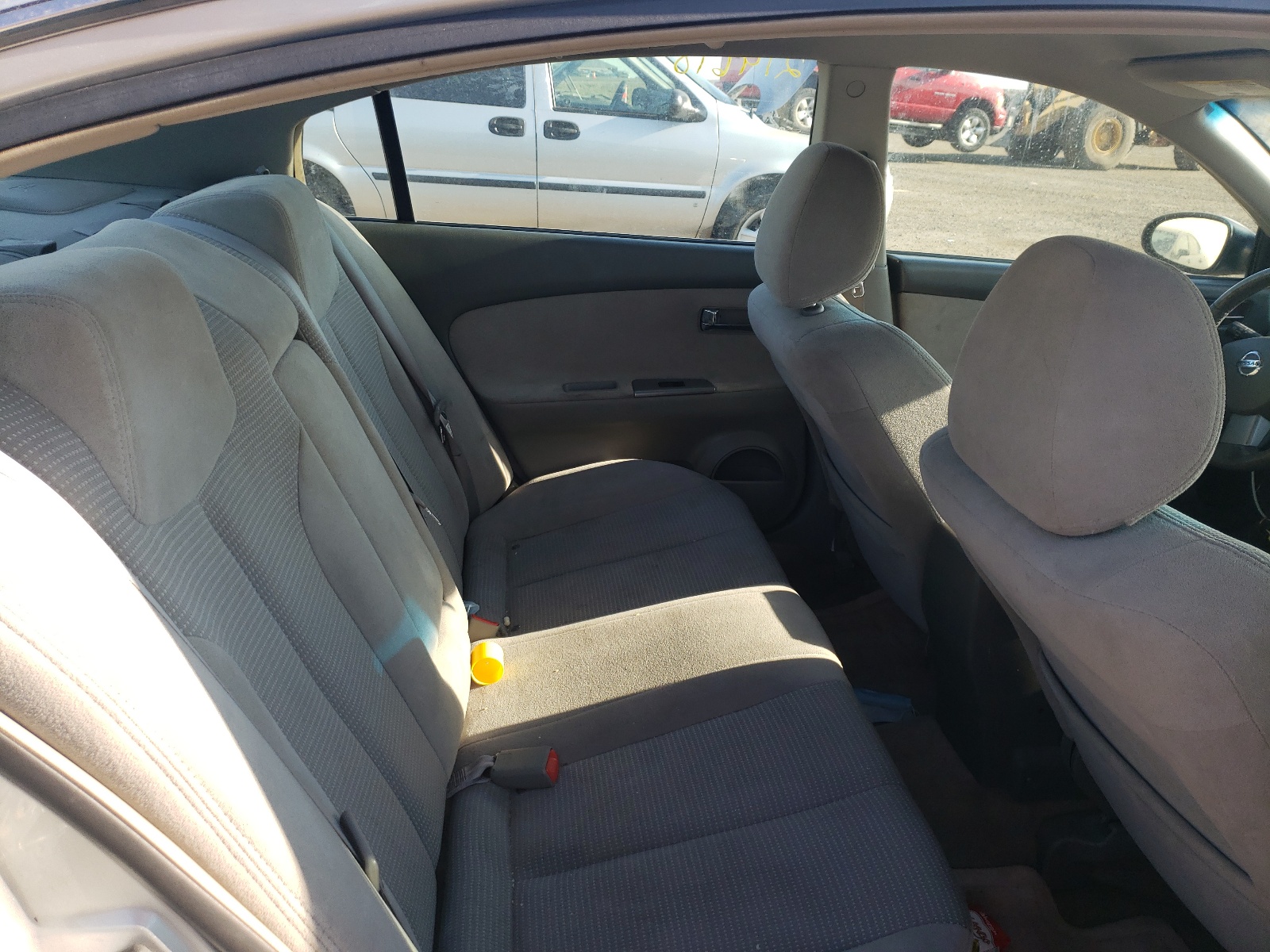 Photo 6 from auction – 2005 NISSAN ALTIMA S with VIN 1N4AL11D95C355800