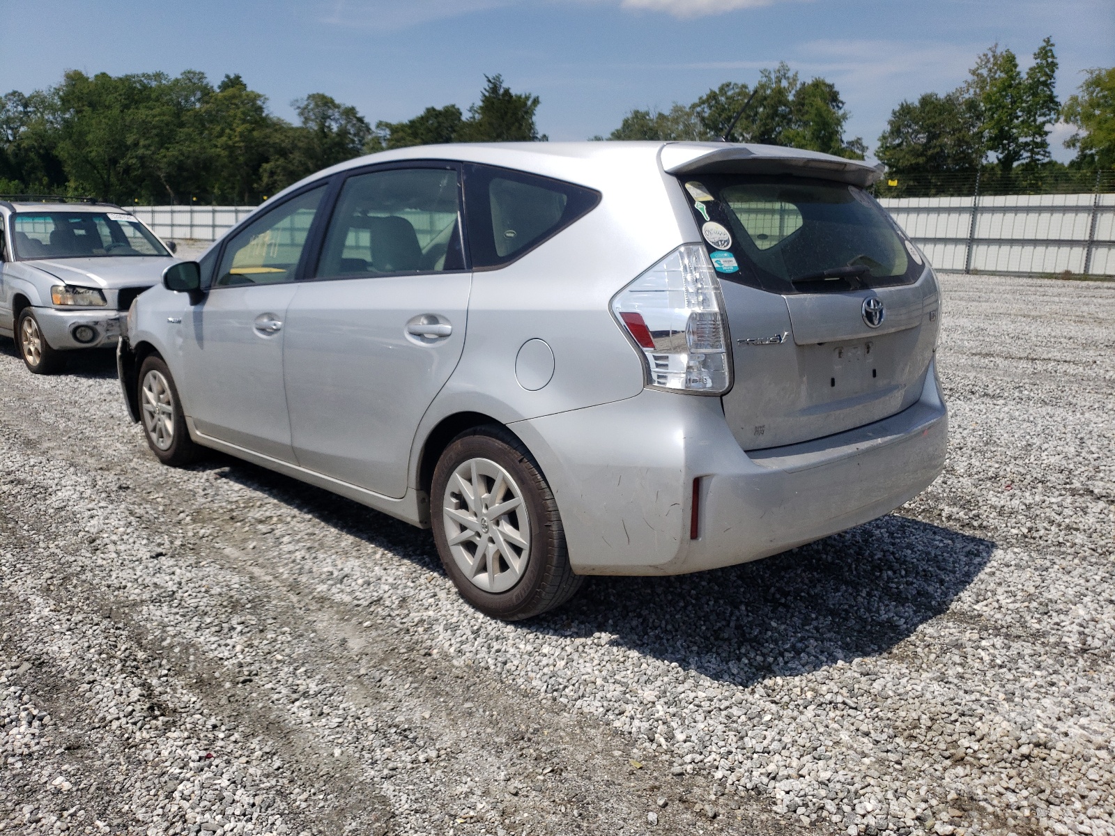 Photo 3 from auction – 2012 TOYOTA PRIUS V with VIN JTDZN3EU6C3181923