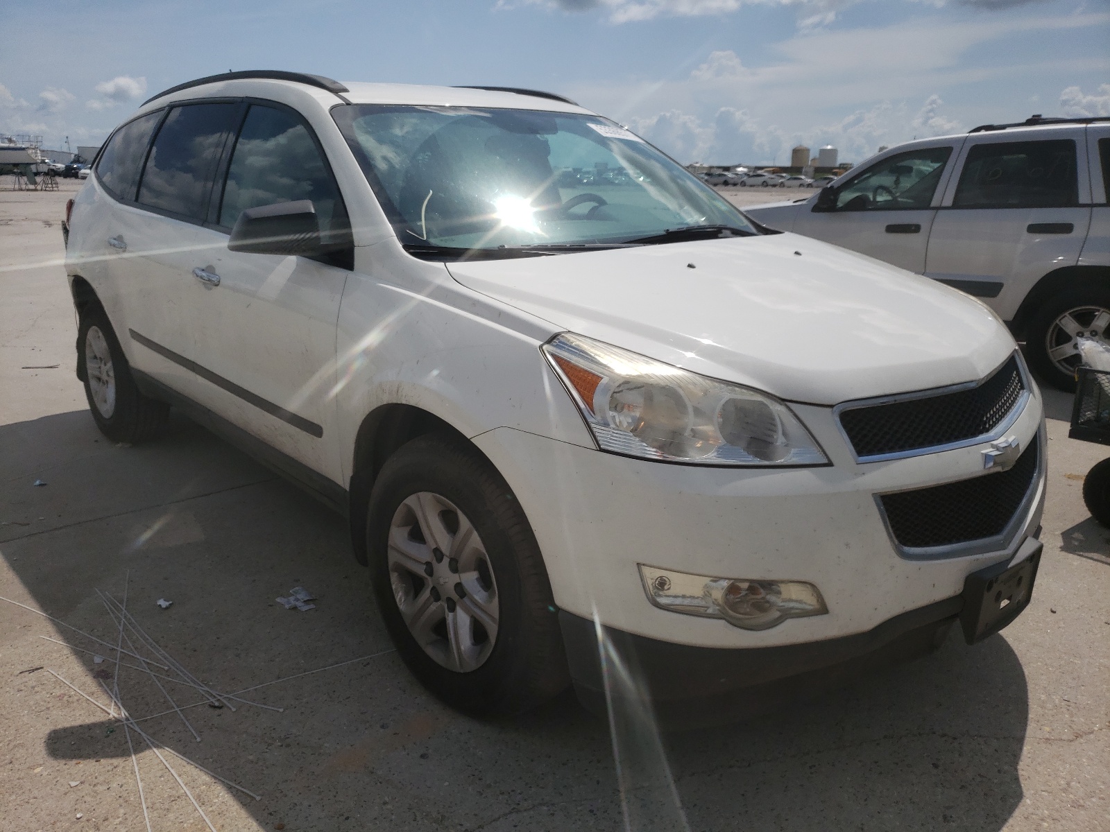 Photo 1 from auction – 2012 CHEVROLET TRAVERSE L with VIN 1GNKREED5CJ388775