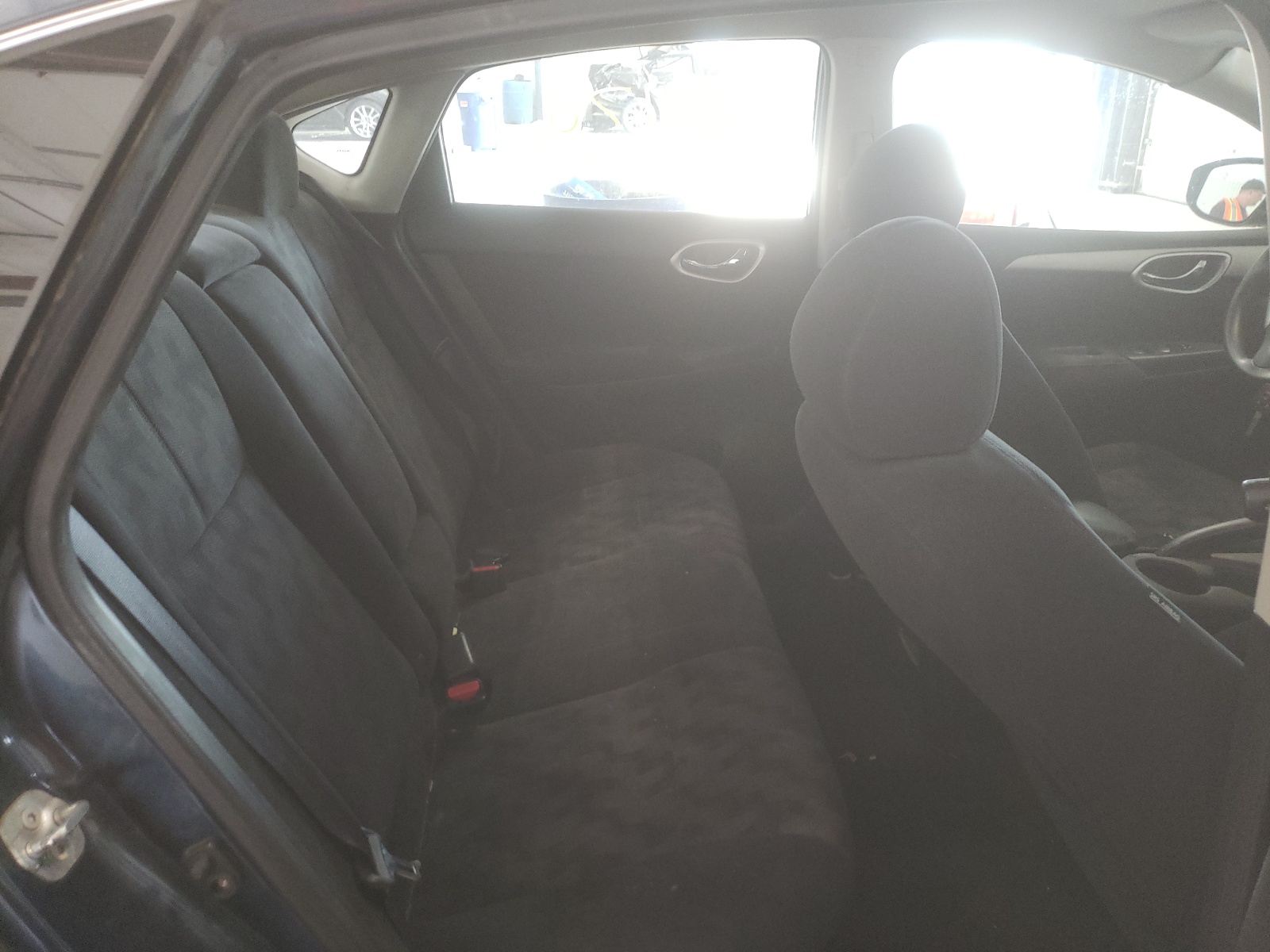Photo 6 from auction – 2013 NISSAN SENTRA S with VIN 1N4AB7AP5DN910163