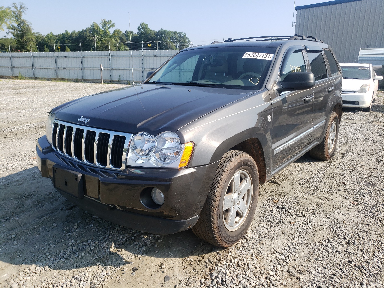 Photo 2 from auction – 2005 JEEP GRAND CHER with VIN 1J8HR58255C644765