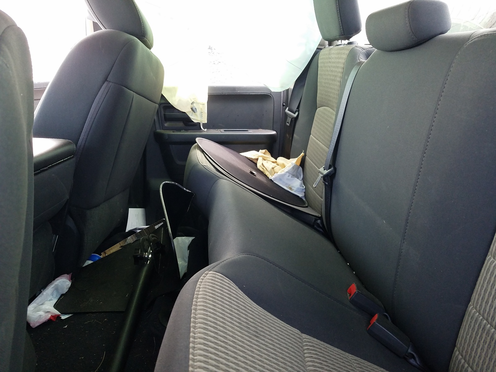 Foto 6 de la subasta – 2012 DODGE RAM 1500 S con VIN 1C6RD7FT1CS250658