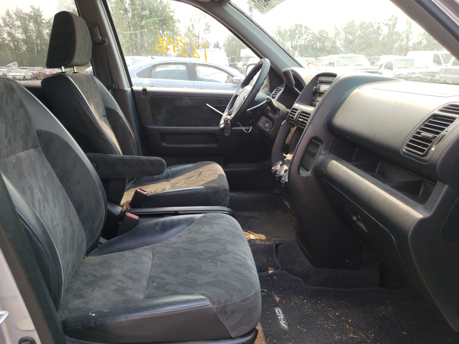 Photo 5 from auction – 2002 HONDA CR-V EX with VIN JHLRD78832C000769