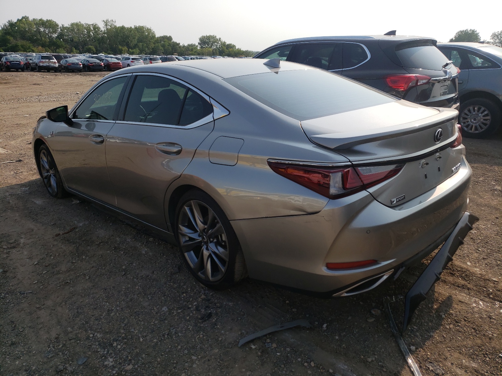 Photo 3 from auction – 2019 LEXUS ES 350 with VIN 58ABZ1B13KU009902