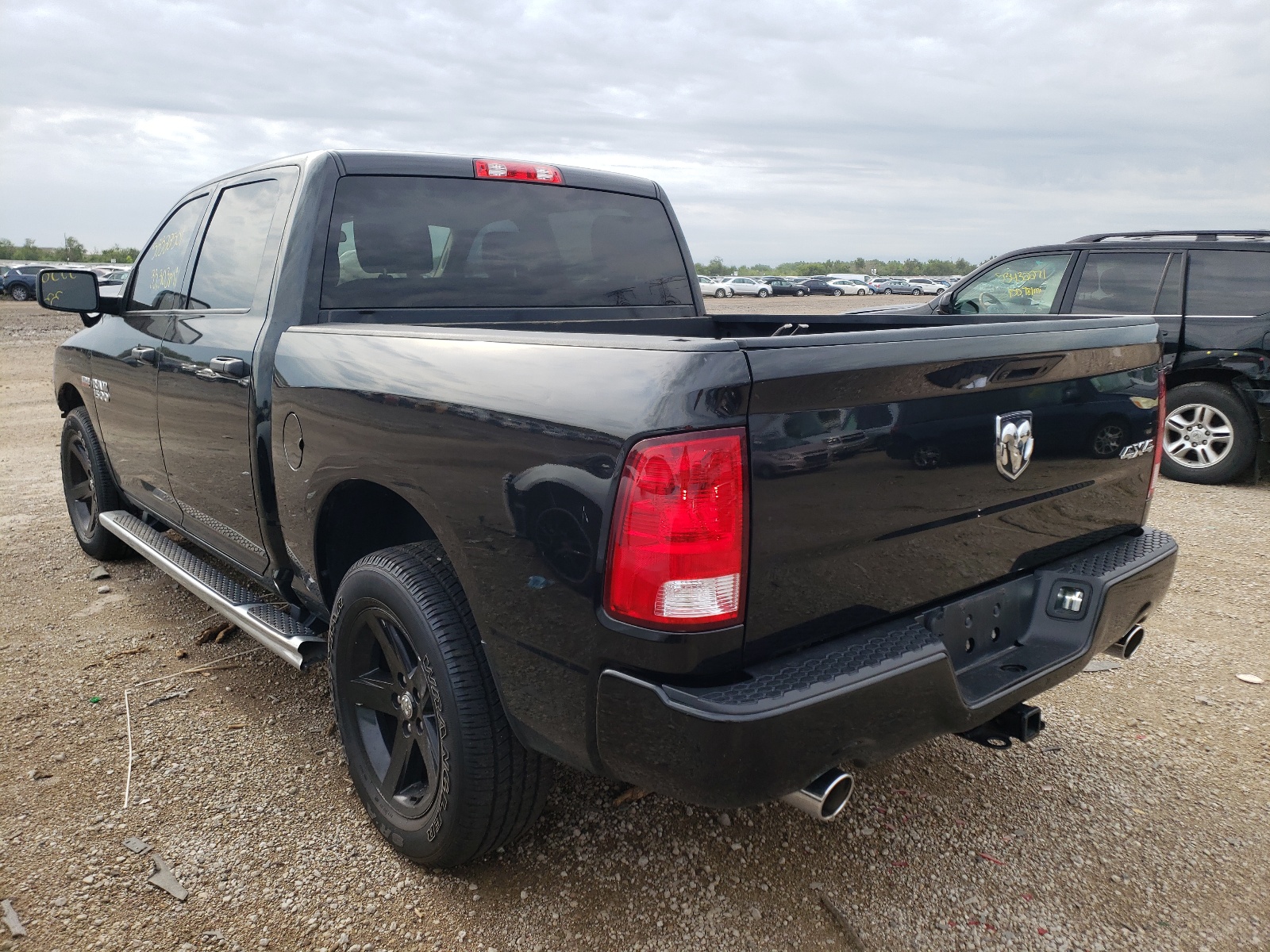 Photo 3 from auction – 2017 RAM 1500 ST with VIN 3C6RR7KT4HG544125