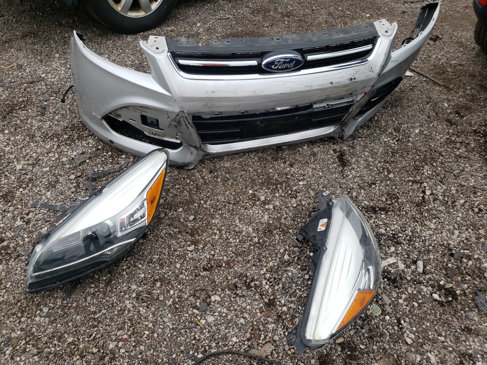 صورة رقم 9 من المزاد - 2013 FORD ESCAPE TIT مع VIN 1FMCU0J92DUB46263