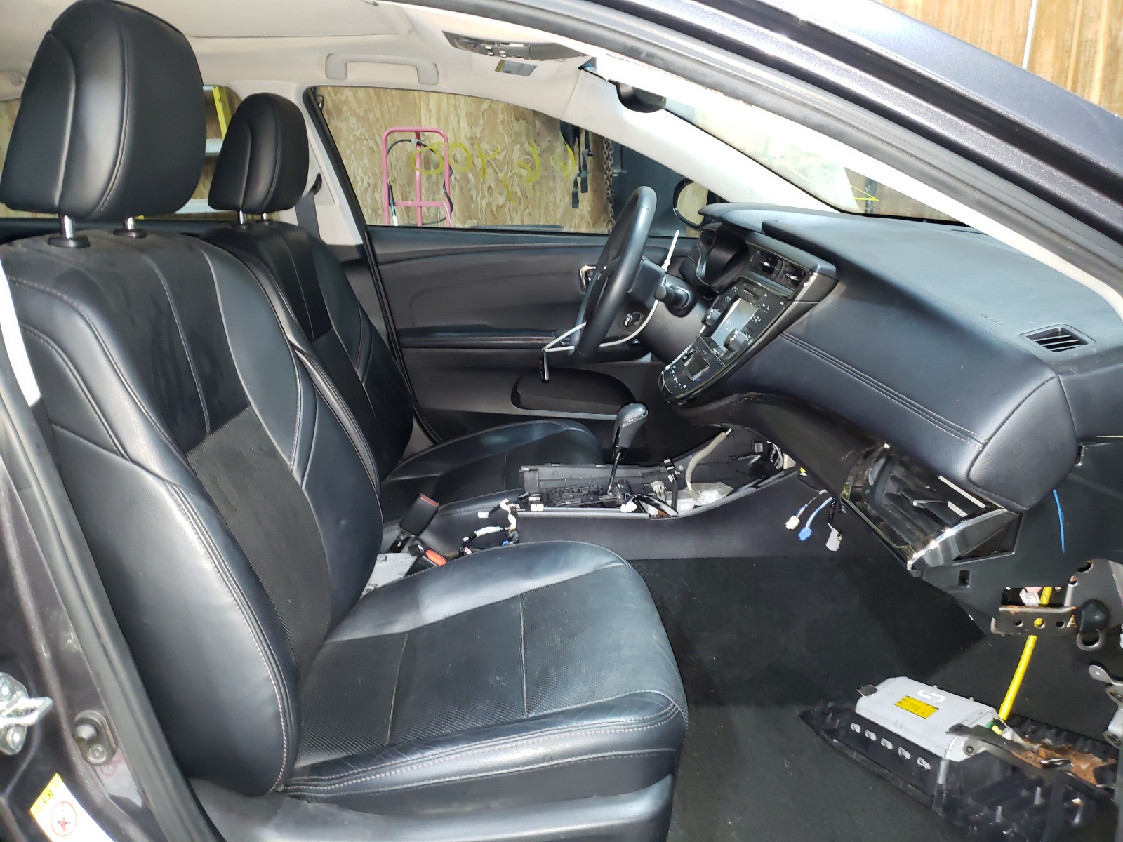 Photo 5 from auction – 2016 TOYOTA AVALON HYB with VIN 4T1BD1EB5GU054616